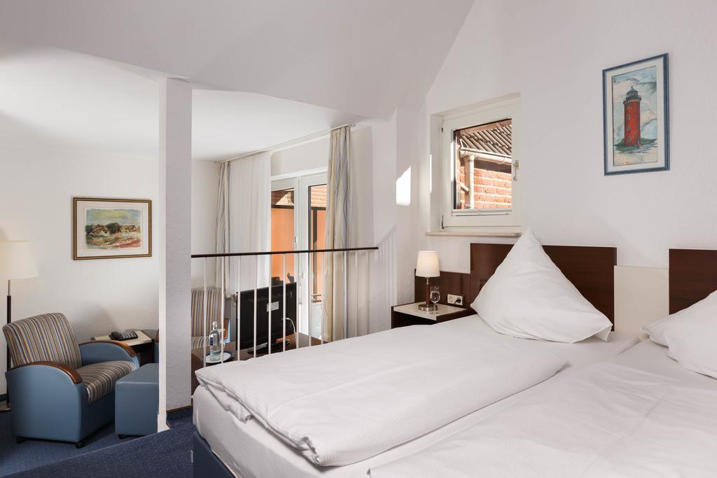 Hotel Seeschwalbe Куксхавен Екстериор снимка