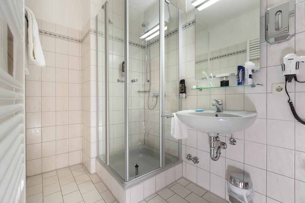 Hotel Seeschwalbe Куксхавен Екстериор снимка